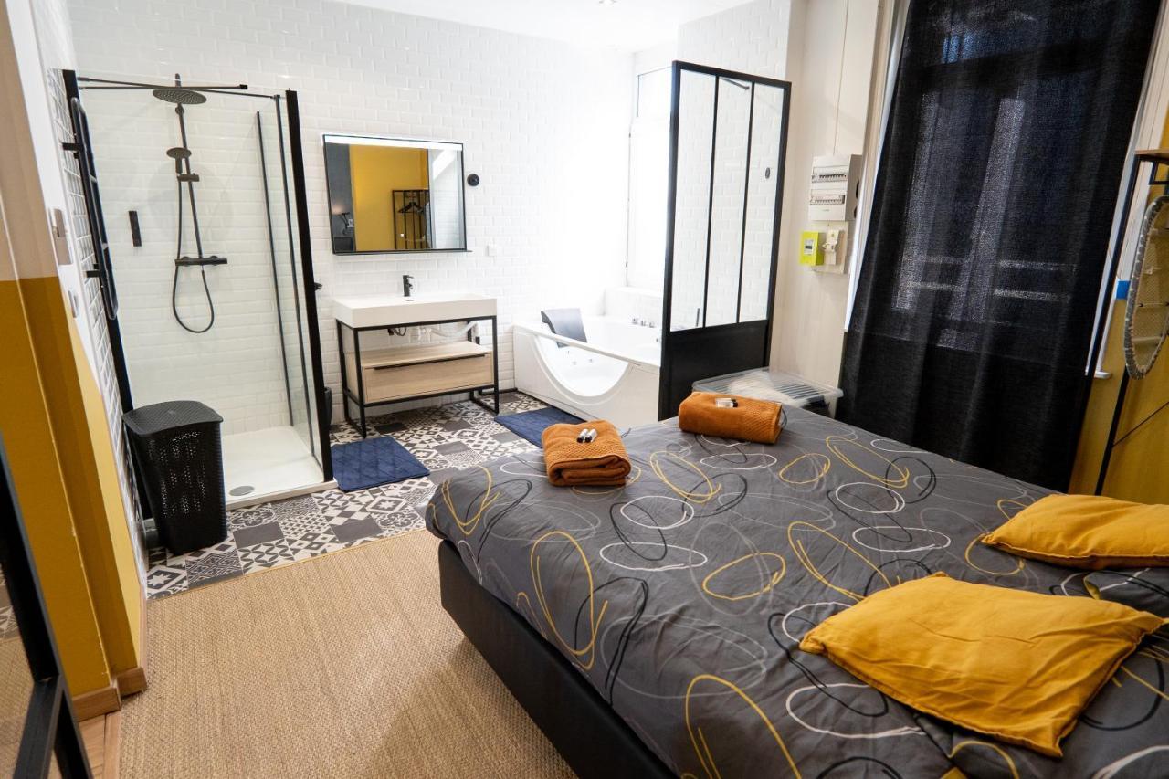Capsule Premium Balneo & Home Cinema Valenciennes Eksteriør bilde